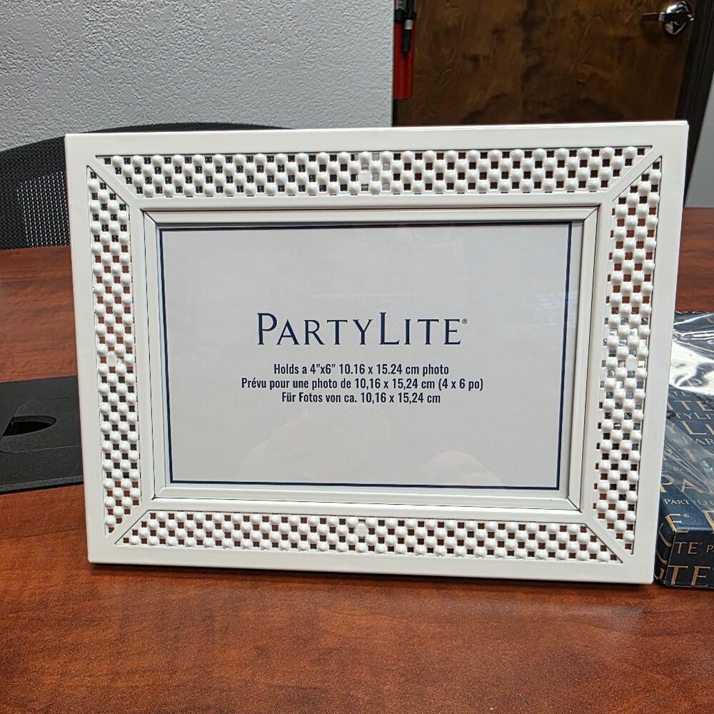 NEW PartyLite SmartScents Photo Frame